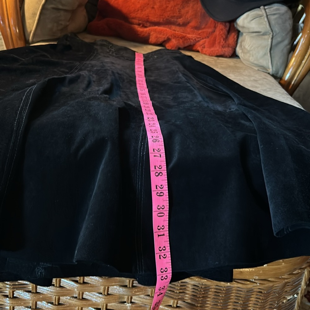 #112 Vintage suede suit - Picture 13 of 16